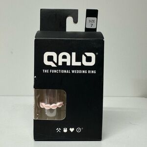 QALO Women's 7 Pink - Scallop Silicone Ring